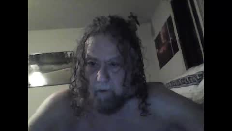 icu2try2xs2 online show from 02/25/25, 02:22