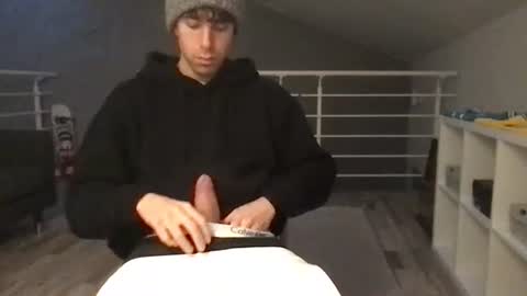 Snapshot of icyninesix chatting on 12/19/24, 03:30 icyninesix online show from 12/19/24, 03:30