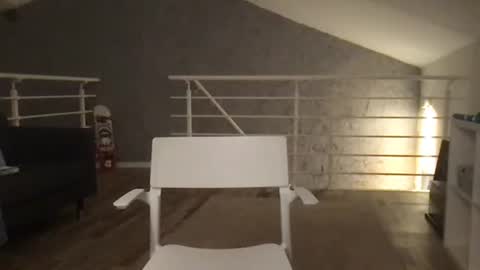 Snapshot of icyninesix chatting on 12/20/24, 12:52 icyninesix online show from 12/20/24, 12:52