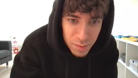 Snapshot of icyninesix chatting on 12/27/24, 02:43 icyninesix online show from 12/27/24, 02:43