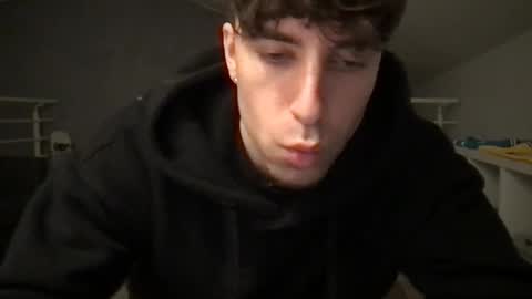 Snapshot of icyninesix chatting on 12/27/24, 09:11 icyninesix online show from 12/27/24, 09:11