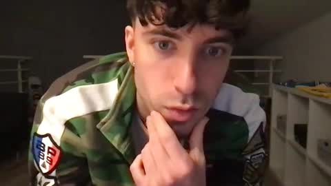 Snapshot of icyninesix chatting on 12/30/24, 10:12 icyninesix online show from 12/30/24, 10:12