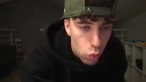 Snapshot of icyninesix chatting on 01/01/25, 10:35 icyninesix online show from 01/01/25, 10:35