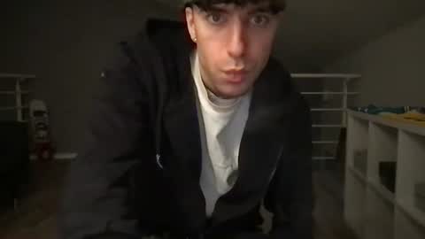 Snapshot of icyninesix chatting on 01/29/25, 10:22 icyninesix online show from 01/29/25, 10:22