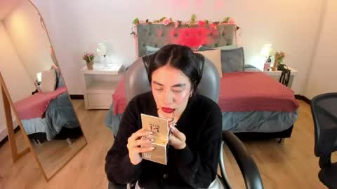 Icy online show from 05/14/26, 11:28
