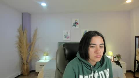 Icy online show from 06/06/26, 11:59