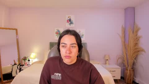 Icy online show from 06/12/26, 11:53