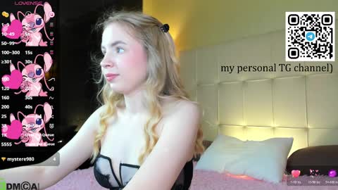 Snapshot of ida_lewiss chatting on 04/09/26, 01:49 Ida online show from 04/09/26, 01:49