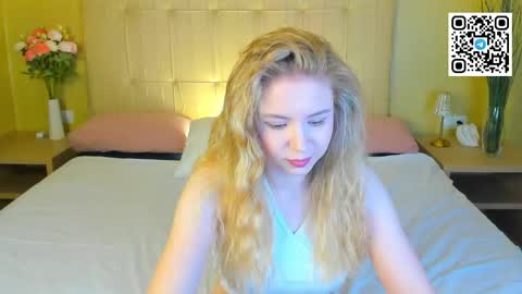 Snapshot of ida_lewiss chatting on 05/09/26, 01:00 Ida online show from 05/09/26, 01:00