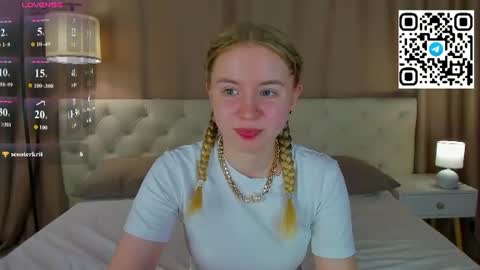 Snapshot of ida_lewiss chatting on 06/11/26, 01:27 Ida online show from 06/11/26, 01:27