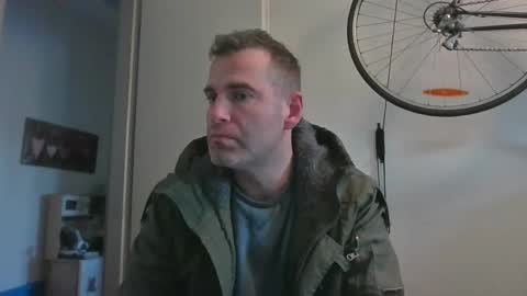 Snapshot of idontknowwhy1 chatting on 12/18/24, 09:14 idontknowwhy1 online show from 12/18/24, 09:14