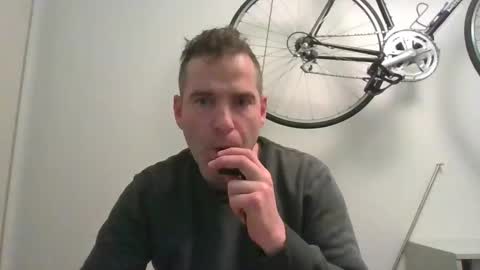 Snapshot of idontknowwhy1 chatting on 12/31/24, 05:11 idontknowwhy1 online show from 12/31/24, 05:11