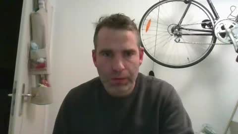 Snapshot of idontknowwhy1 chatting on 01/15/25, 10:46 idontknowwhy1 online show from 01/15/25, 10:46