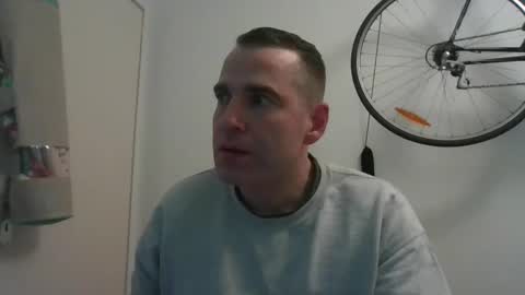 Snapshot of idontknowwhy1 chatting on 01/31/25, 01:01 idontknowwhy1 online show from 01/31/25, 01:01