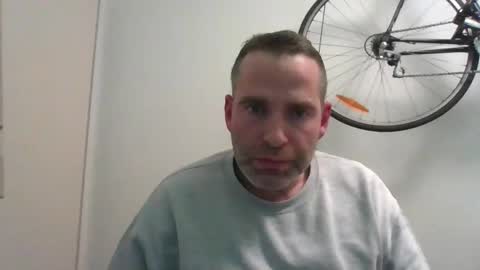 Snapshot of idontknowwhy1 chatting on 02/11/25, 11:44 idontknowwhy1 online show from 02/11/25, 11:44