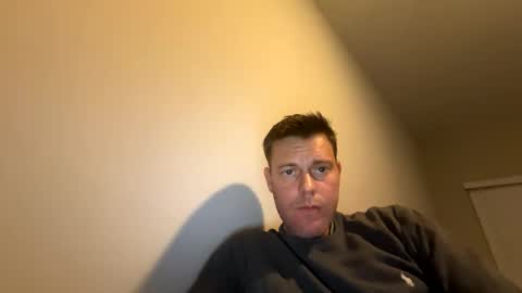 idontknowww567675 online show from 09/19/25, 04:14