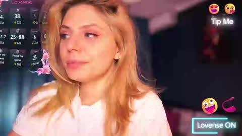 Snapshot of idontlikeguccibelts chatting on 11/29/25, 06:55 Little Flower online show from 11/29/25, 06:55