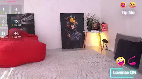 Little Flower online show from 06/18/26, 01:37