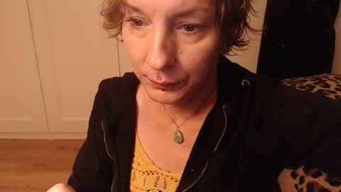 Ifk Donkeys online show from 10/12/25, 06:18