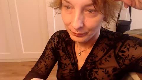 Snapshot of ifk_donkeysfr chatting on 10/29/25, 07:21 Ifk Donkeys online show from 10/29/25, 07:21