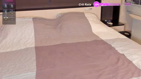 Snapshot of ifuwantlove chatting on 11/25/25, 01:05 camilla 3 online show from 11/25/25, 01:05