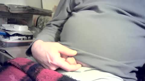 Snapshot of ignoredlittlestloser chatting on 12/03/24, 09:00 ignoredlittlestloser online show from 12/03/24, 09:00