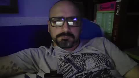 Snapshot of igorargen4 chatting on 10/11/25, 12:54 igorargen4 online show from 10/11/25, 12:54