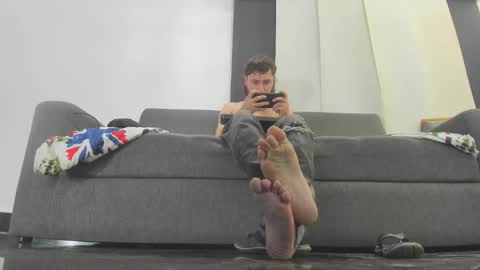 Snapshot of iham_28 chatting on 11/14/25, 01:15 Iham online show from 11/14/25, 01:15