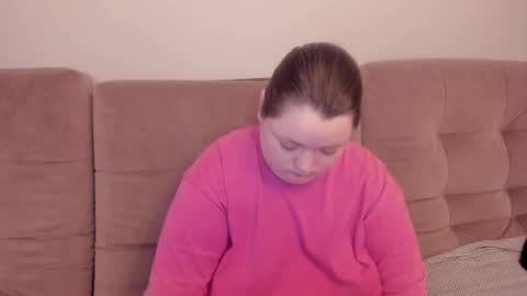 Snapshot of ihaveasecret_ chatting on 09/26/25, 05:28 Alice online show from 09/26/25, 05:28