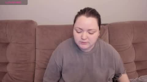 Snapshot of ihaveasecret_ chatting on 12/14/25, 11:59 Alice online show from 12/14/25, 11:59