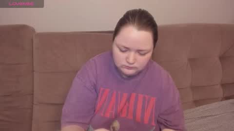 Snapshot of ihaveasecret_ chatting on 02/11/26, 06:24 Alice online show from 02/11/26, 06:24