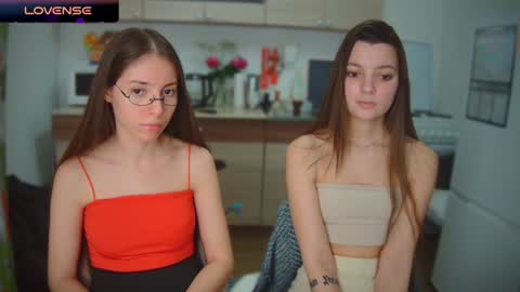 Julia and Mira online show from 02/08/25, 04:25