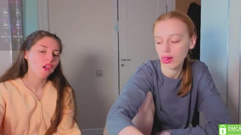 Julia and Mira online show from 04/01/26, 05:52