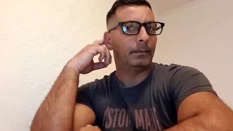 Snapshot of ihtiandar1008 chatting on 02/22/25, 11:24 ihtiandar1008 online show from 02/22/25, 11:24