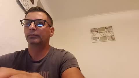 Snapshot of ihtiandar1008 chatting on 10/12/25, 04:55 ihtiandar1008 online show from 10/12/25, 04:55