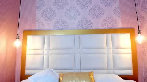 iisabella_hot02 online show from 09/18/25, 01:24