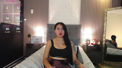 Isa online show from 12/11/24, 02:33