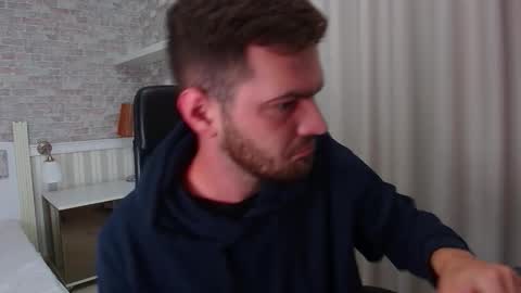 IkerGale online show from 10/05/25, 04:55