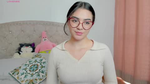 Snapshot of iki_mei chatting on 02/05/25, 08:25 Maria online show from 02/05/25, 08:25