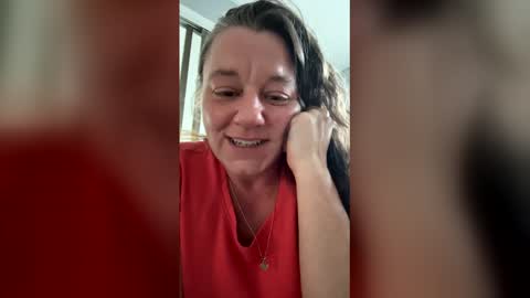 Snapshot of ilanamumma chatting on 06/05/26, 11:32 ilanamumma online show from 06/05/26, 11:32
