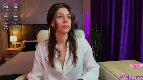 Snapshot of ilaria_italiangirll chatting on 12/16/25, 03:28 ILARIA online show from 12/16/25, 03:28