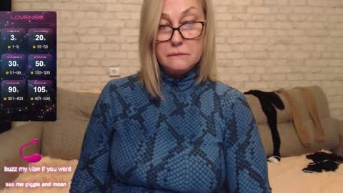 IlariaCetoi online show from 01/06/25, 04:23