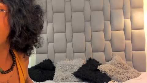 Snapshot of ile_matamba chatting on 09/30/25, 02:44 ile_matamba online show from 09/30/25, 02:44