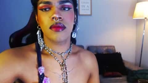 Snapshot of ile_matamba chatting on 10/05/25, 02:48 ile_matamba online show from 10/05/25, 02:48