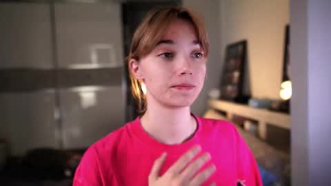 Snapshot of ileanacampbel chatting on 09/23/25, 04:37 ileanacampbel online show from 09/23/25, 04:37