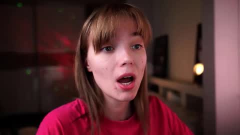 Snapshot of ileanacampbel chatting on 10/07/25, 04:53 ileanacampbel online show from 10/07/25, 04:53