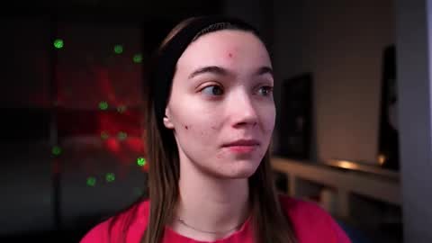 Snapshot of ileanacampbel chatting on 11/17/25, 04:51 ileanacampbel online show from 11/17/25, 04:51