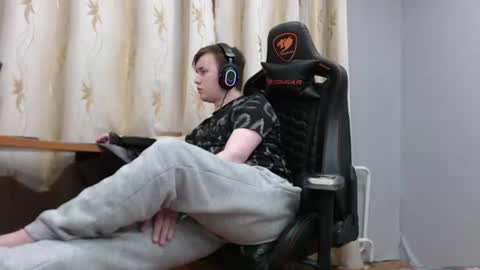 lord online show from 06/10/26, 07:13