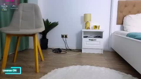 Emma online show from 06/14/26, 06:43