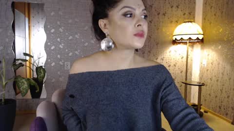 Adelia online show from 01/12/25, 03:25